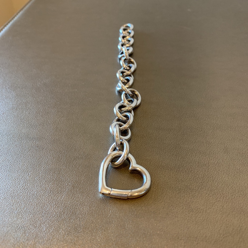 Tiffany &Co. Heart Link Bracelet in Silver